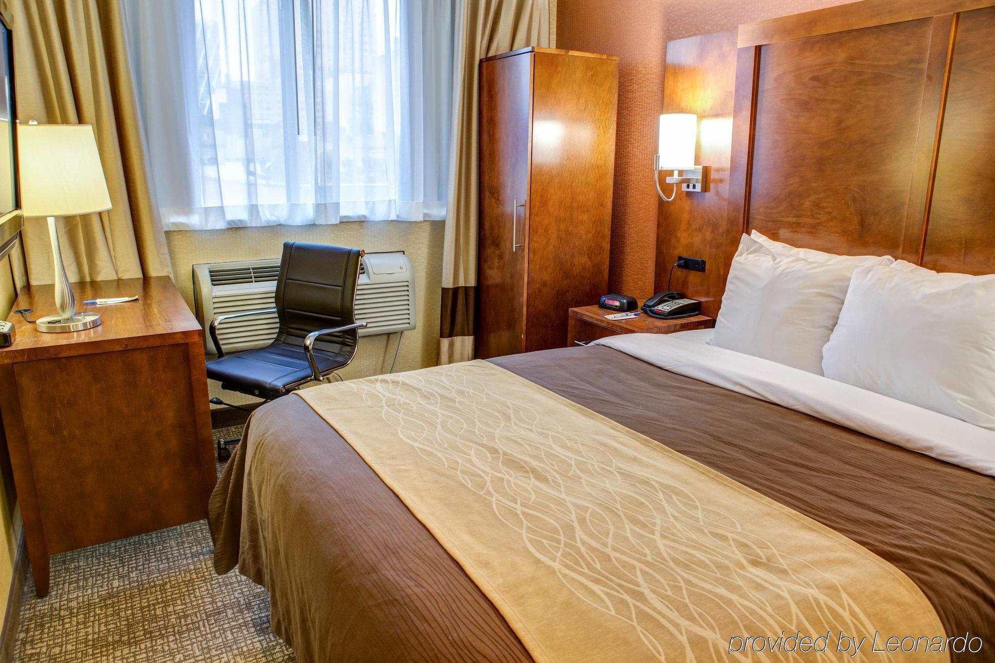 מלון Ramada By Wyndham New York Times Square West מראה חיצוני תמונה